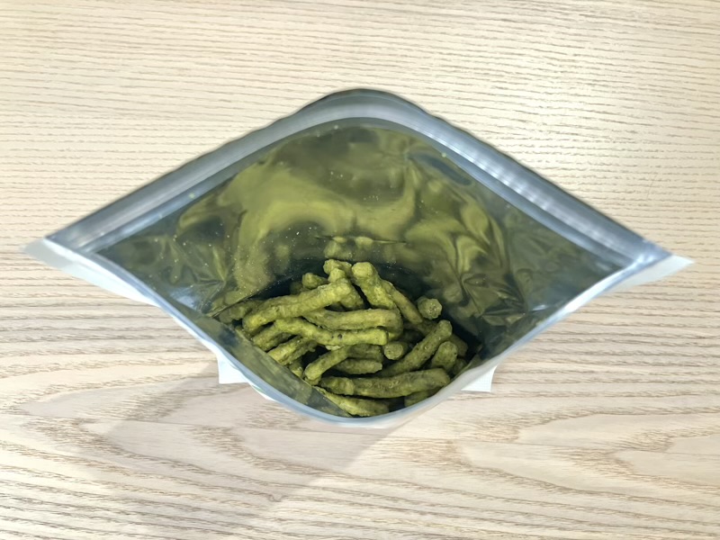 抹茶かりんとうの開封後、袋の中に入っている様子